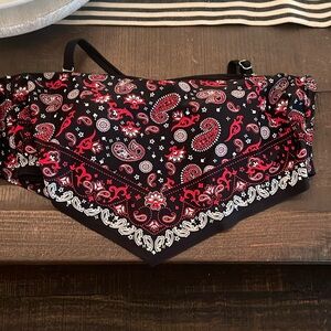 Women’s plus swim top 24W